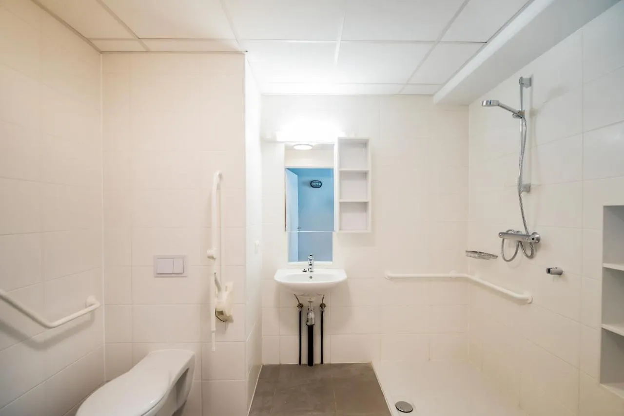 Auberge Jeunesse Charleroi Youth Hostel